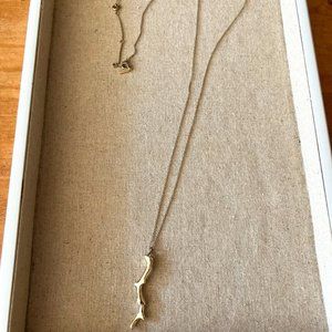 Stella & Dot Chase Coral Pendant